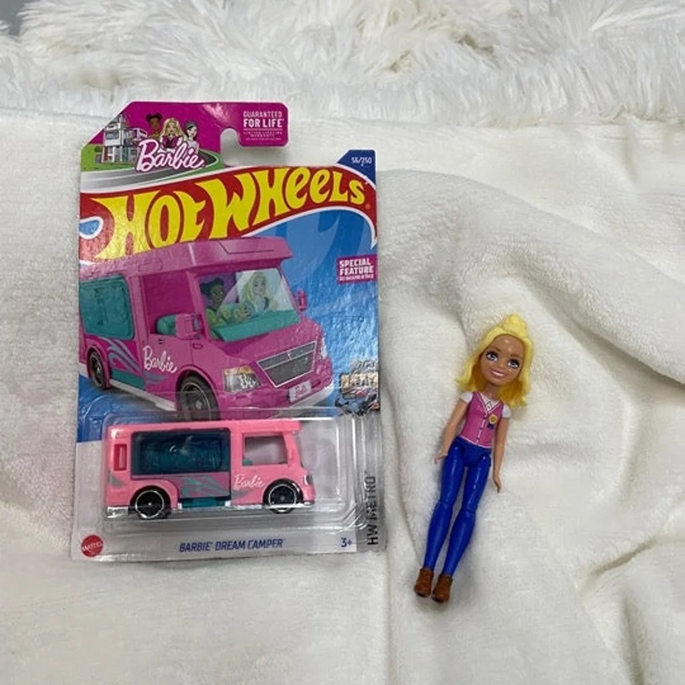 Hot Wheels Barbie Dream Camper - Pink 21/250 Getaways 1/5